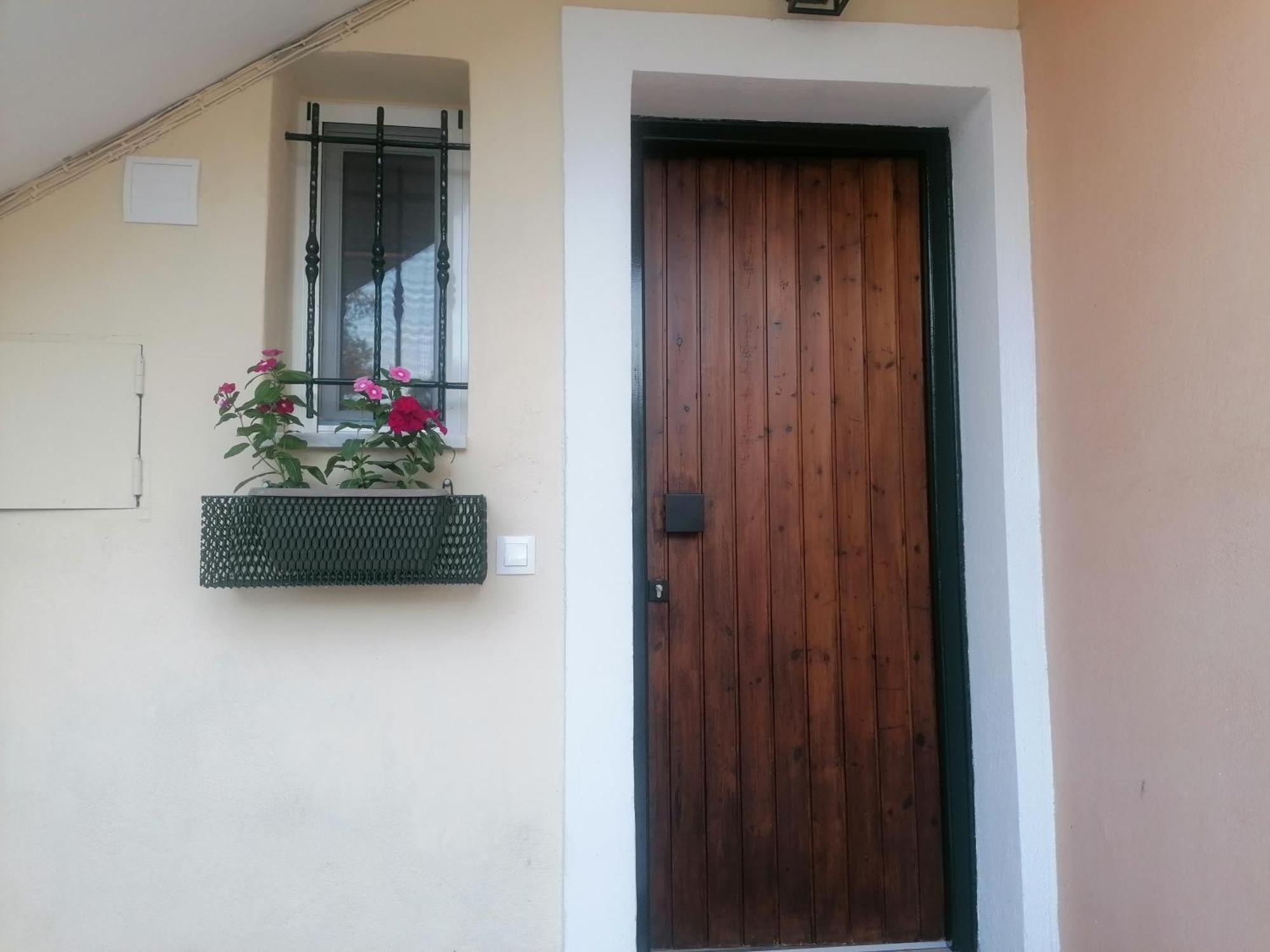 S&g House Apartment Alepou